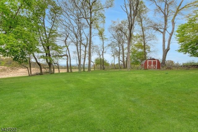 5 Decker Rd, Harmony Twp., NJ 08865