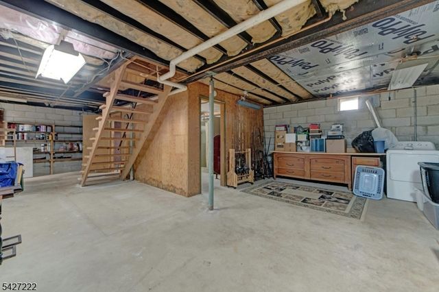 5 Decker Rd, Harmony Twp., NJ 08865