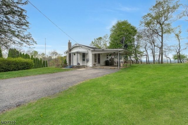 5 Decker Rd, Harmony Twp., NJ 08865