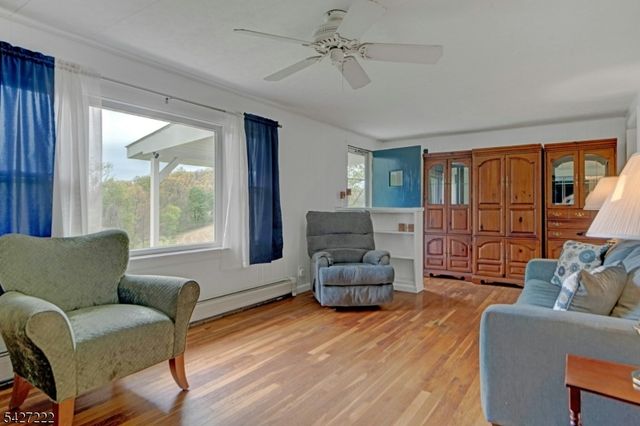 5 Decker Rd, Harmony Twp., NJ 08865