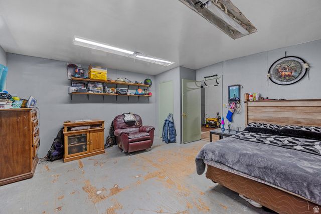 579 N GENEVA RD, Provo, UT 84601