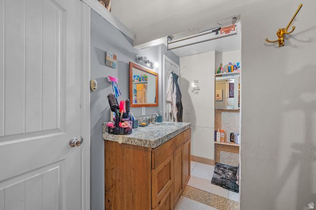 579 N GENEVA RD, Provo, UT 84601