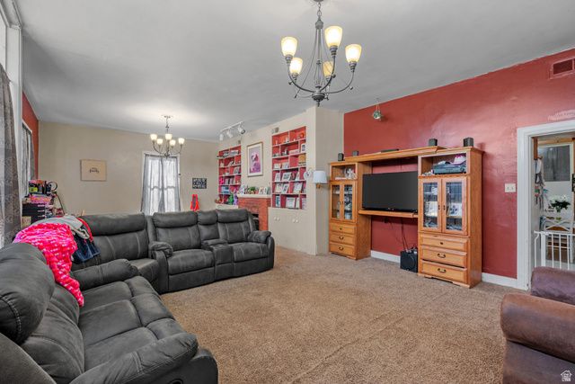 579 N GENEVA RD, Provo, UT 84601