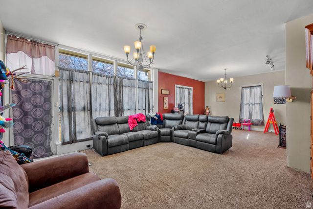579 N GENEVA RD, Provo, UT 84601