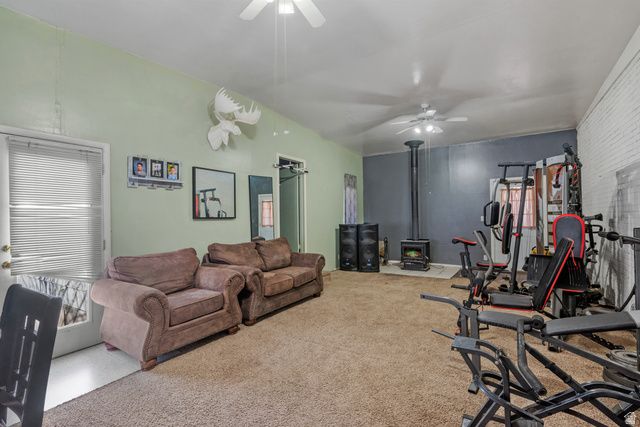 579 N GENEVA RD, Provo, UT 84601