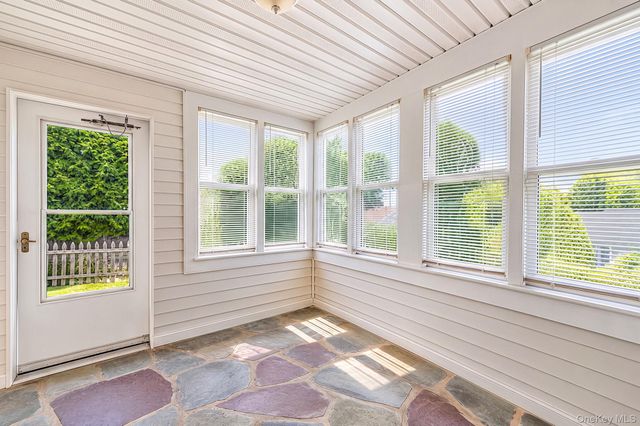 46 Glenlawn Avenue, Sea Cliff, NY 11579