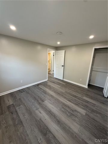 8300 Redwing Drive, Clay, NY 13090