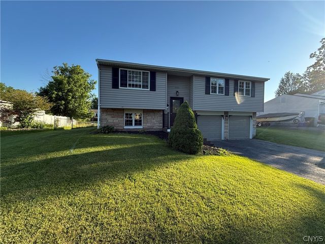 8300 Redwing Drive, Clay, NY 13090