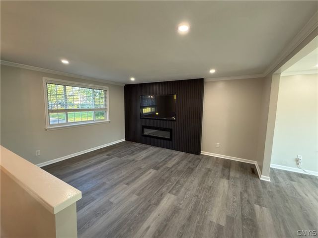 8300 Redwing Drive, Clay, NY 13090