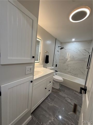 8300 Redwing Drive, Clay, NY 13090