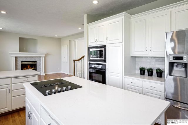 17068 Harney Street, Omaha, NE 68118