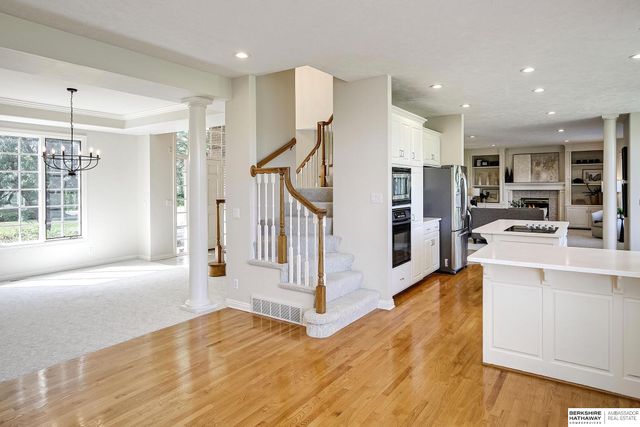 17068 Harney Street, Omaha, NE 68118