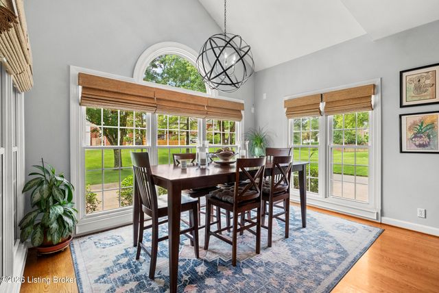 14606 Lake Bluff Pl, Louisville, KY 40245