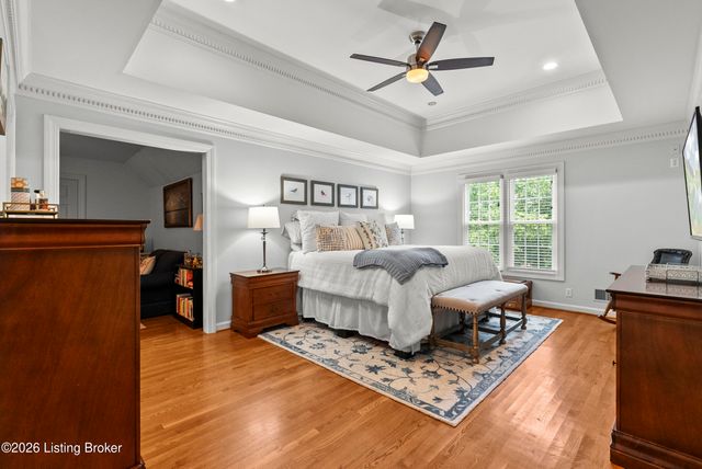 14606 Lake Bluff Pl, Louisville, KY 40245