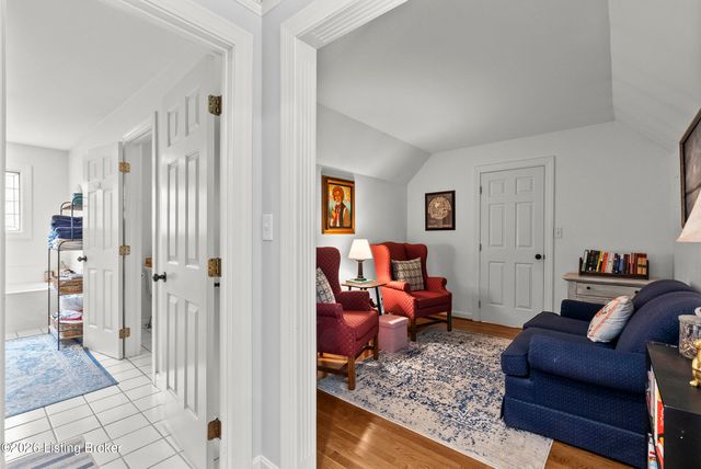 14606 Lake Bluff Pl, Louisville, KY 40245