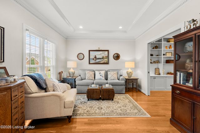 14606 Lake Bluff Pl, Louisville, KY 40245