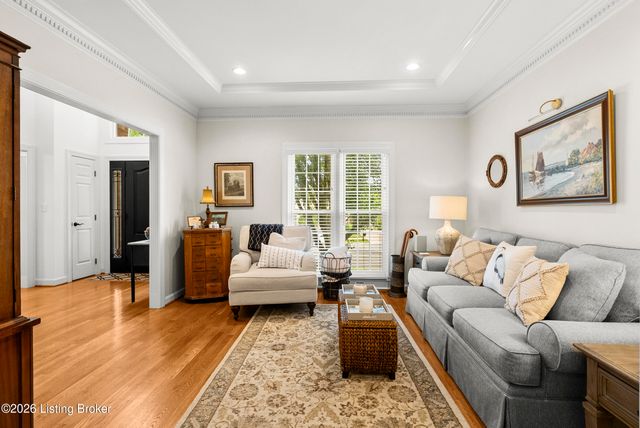 14606 Lake Bluff Pl, Louisville, KY 40245