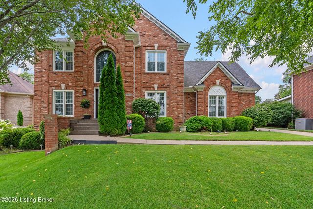 14606 Lake Bluff Pl, Louisville, KY 40245