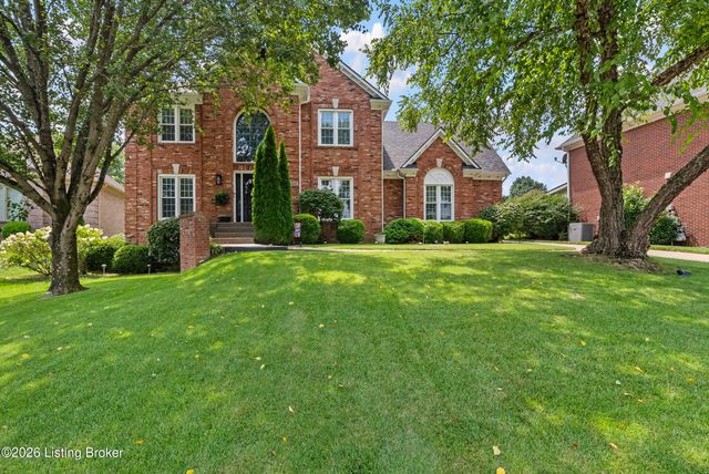 14606 Lake Bluff Pl, Louisville, KY 40245