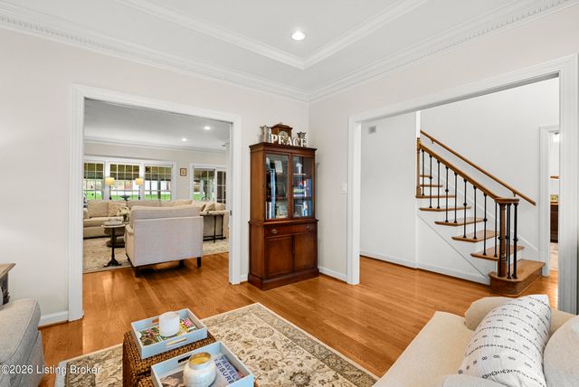 14606 Lake Bluff Pl, Louisville, KY 40245