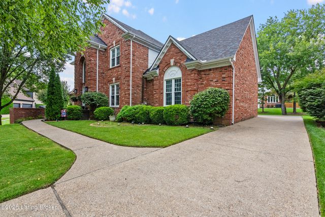 14606 Lake Bluff Pl, Louisville, KY 40245