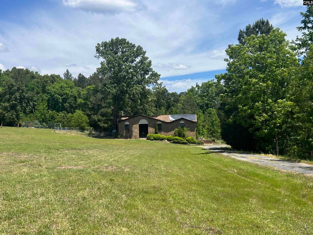 554 Woodland Road, Silverstreet, SC 29145