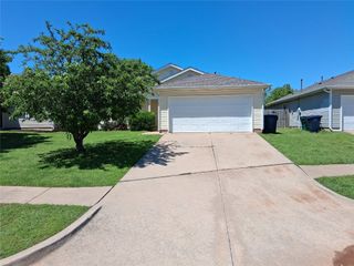 14817 Moon Daisy Drive, Edmond, OK 73013
