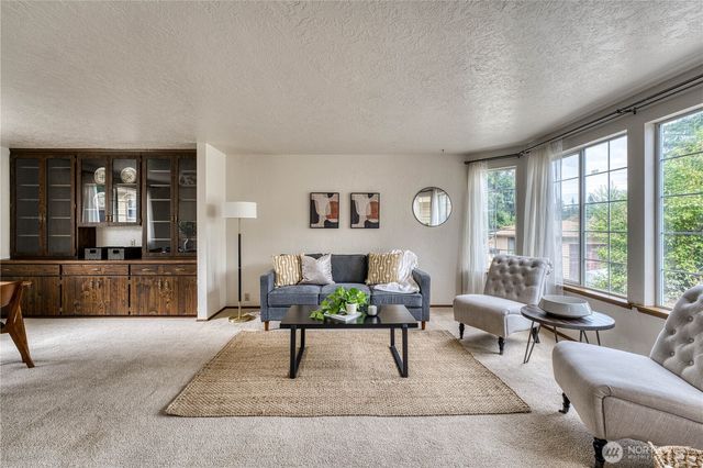 406 Pennie Lane, Bremerton, WA 98310