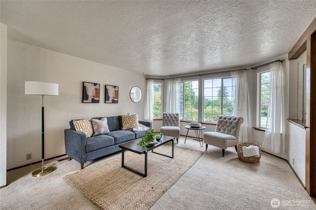 406 Pennie Lane, Bremerton, WA 98310