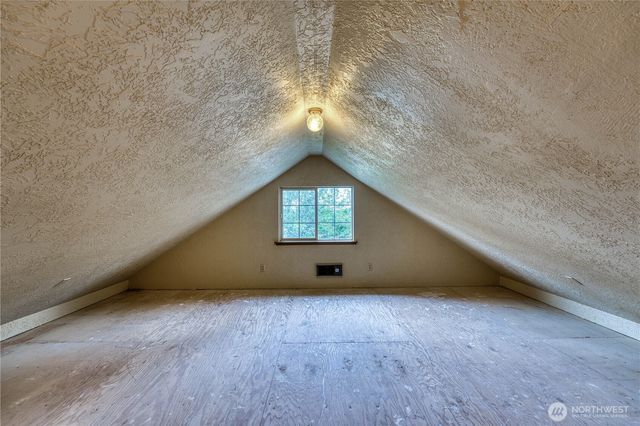406 Pennie Lane, Bremerton, WA 98310