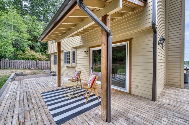 406 Pennie Lane, Bremerton, WA 98310
