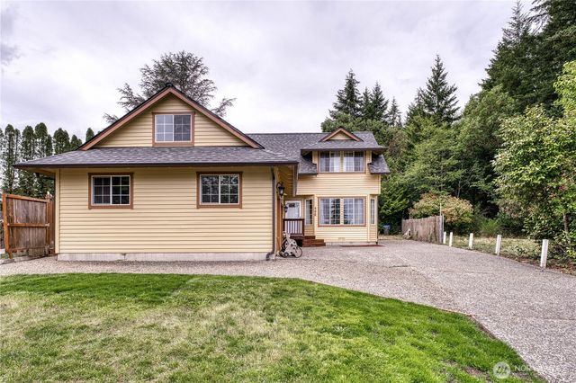 406 Pennie Lane, Bremerton, WA 98310