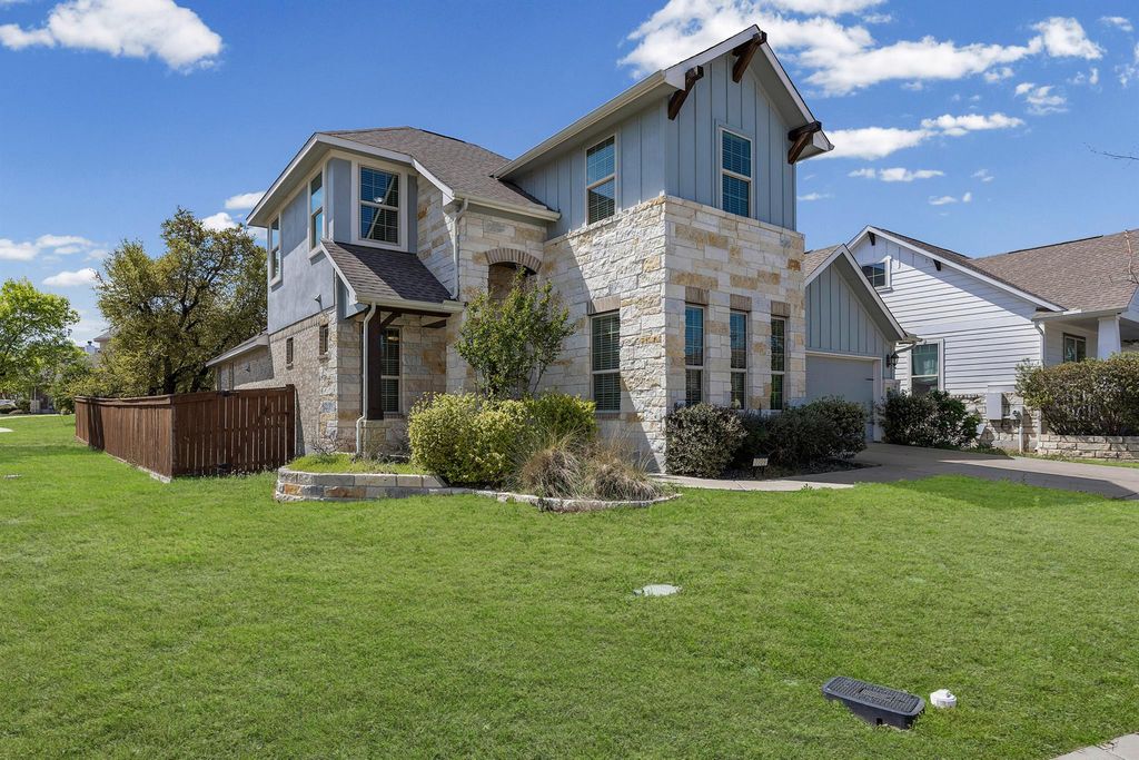 2209 Littleleaf LN, Leander, TX 78641