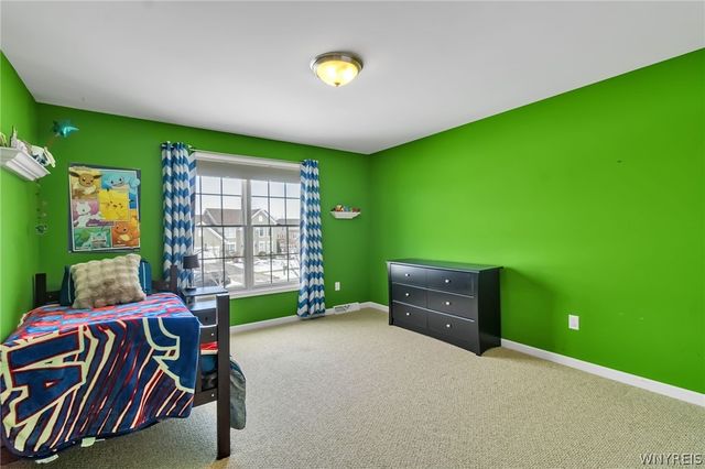 26 Sterling Place, Lancaster, NY 14086