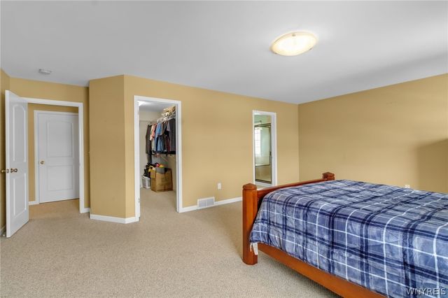 26 Sterling Place, Lancaster, NY 14086