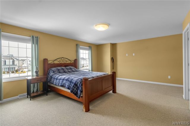 26 Sterling Place, Lancaster, NY 14086