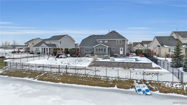 26 Sterling Place, Lancaster, NY 14086