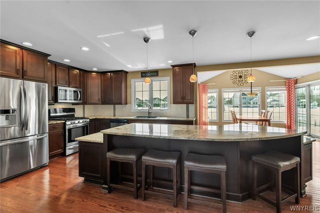 26 Sterling Place, Lancaster, NY 14086