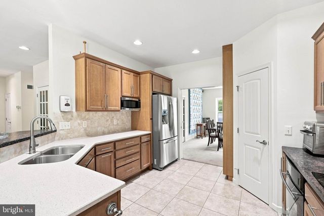 1005 BRIARWOOD CT, Lebanon, PA 17042