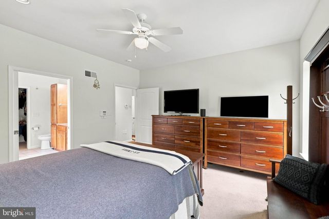 1005 BRIARWOOD CT, Lebanon, PA 17042