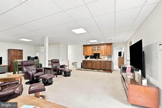 1005 BRIARWOOD CT, Lebanon, PA 17042