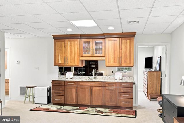 1005 BRIARWOOD CT, Lebanon, PA 17042
