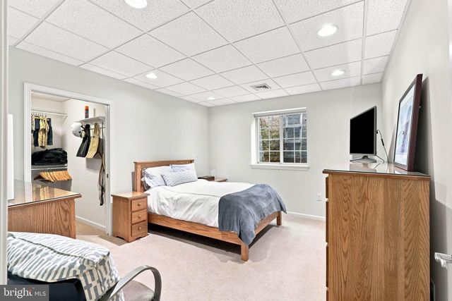 1005 BRIARWOOD CT, Lebanon, PA 17042