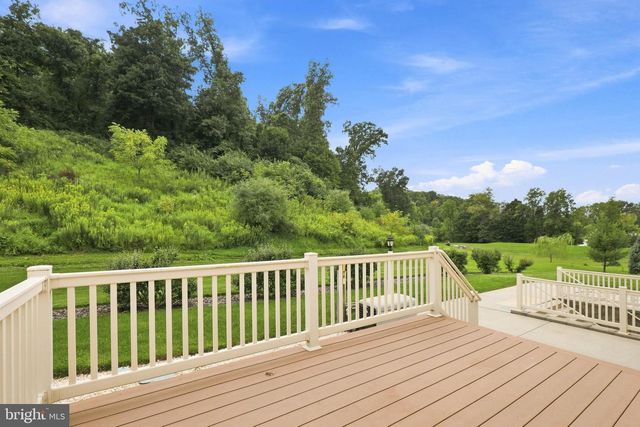 1005 BRIARWOOD CT, Lebanon, PA 17042