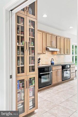 1005 BRIARWOOD CT, Lebanon, PA 17042