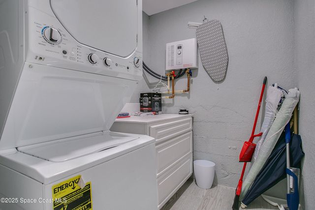 450 S Brevard Avenue, Cocoa Beach, FL 32931