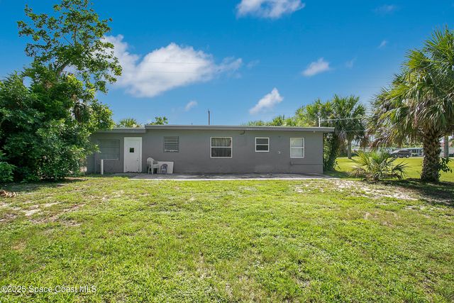 450 S Brevard Avenue, Cocoa Beach, FL 32931