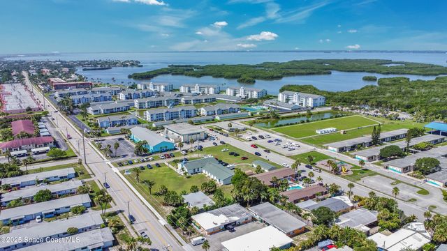 450 S Brevard Avenue, Cocoa Beach, FL 32931