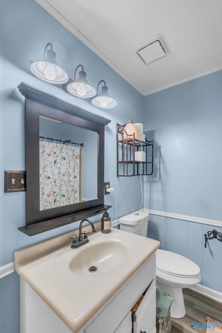 1230 Main Street W, Hartselle, AL 35640