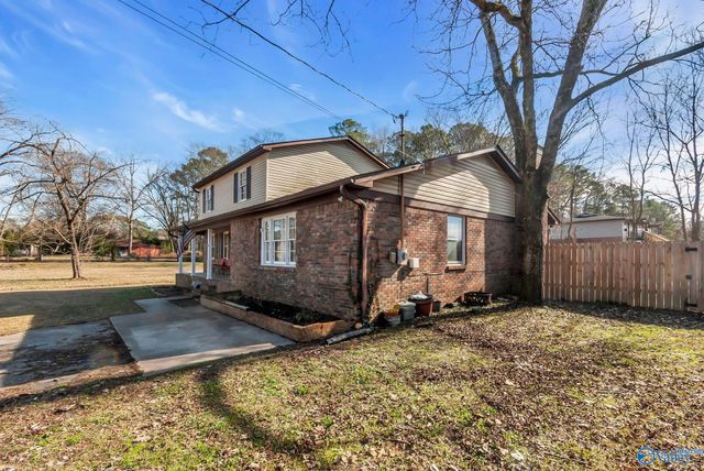 1230 Main Street W, Hartselle, AL 35640